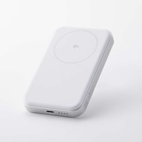 エレコム ELECOM Qi2ワイヤレスモバイルバッテリー(5000mAh/20W) ホワイト DE-C68-5000WH